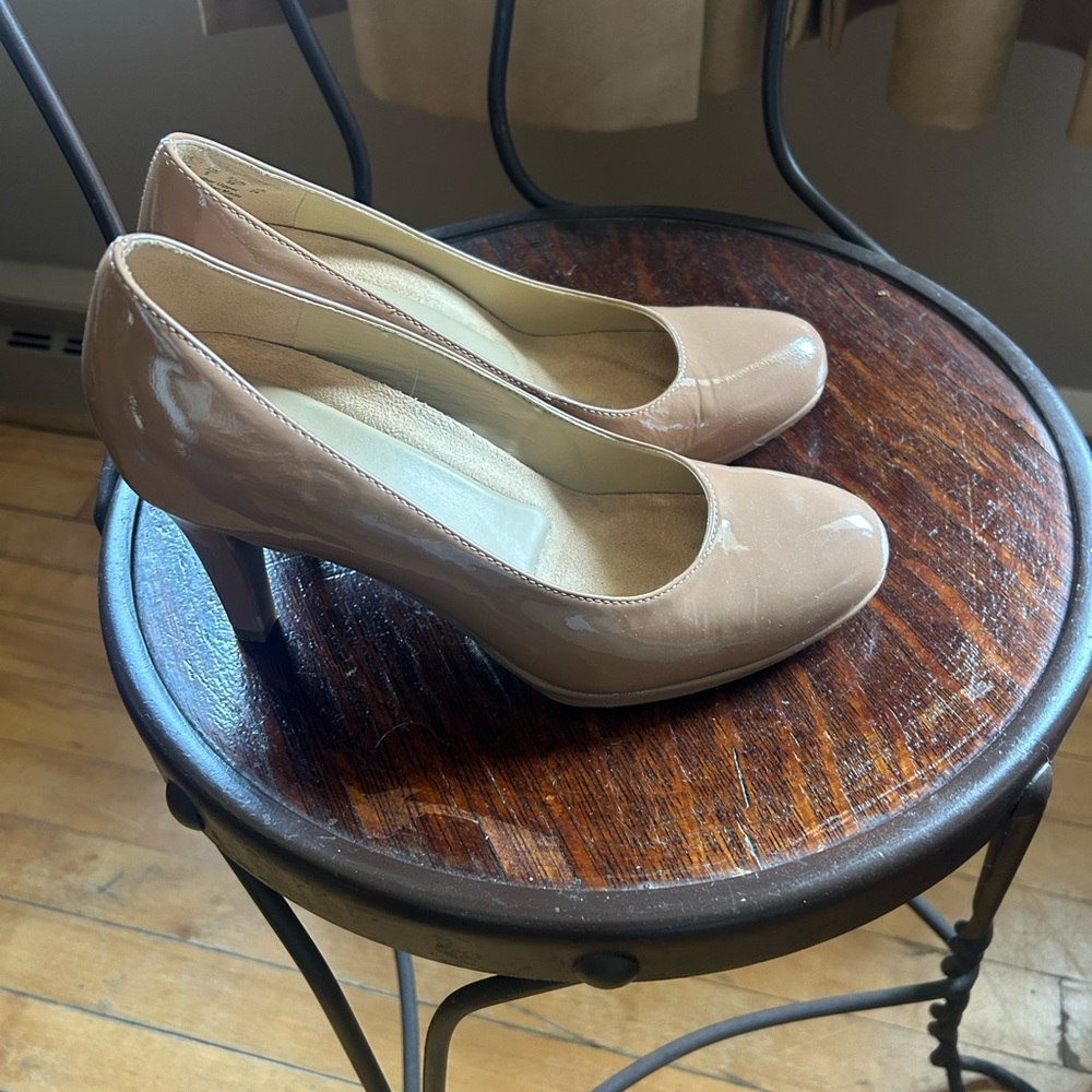 NWOT Naturalizer Michelle Shoe, 7.5 med,